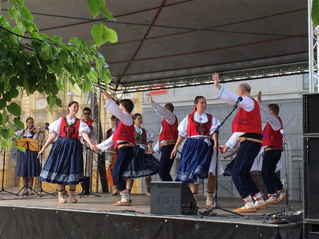 6. festival folklórních souborů Lovosice - fotografie 2
