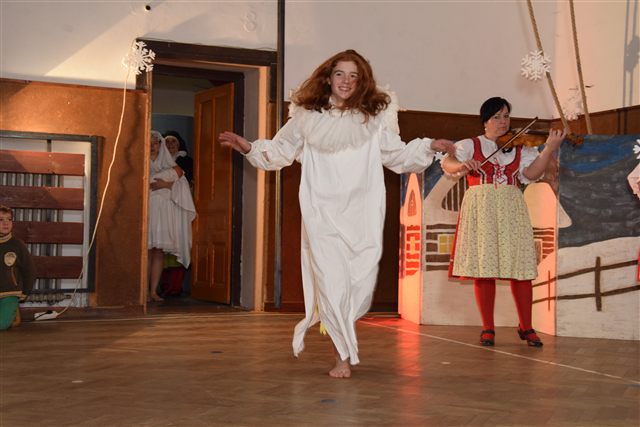 Vánoční vystoupení s muzikou Špalíček - fotografie 4