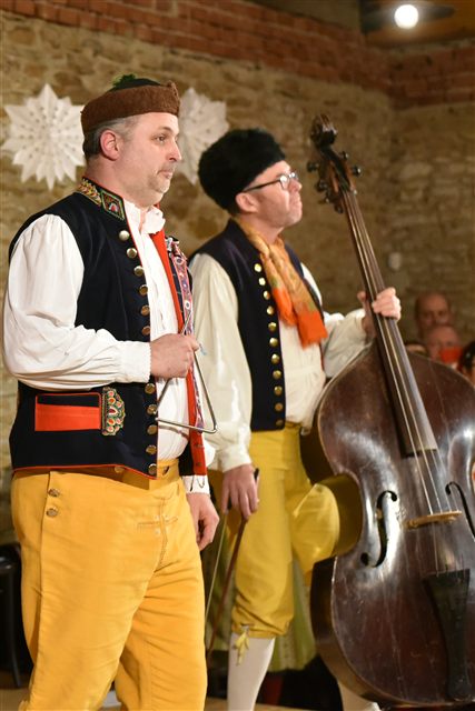 Praha Běchovice - Adventní koncert - fotografie 12