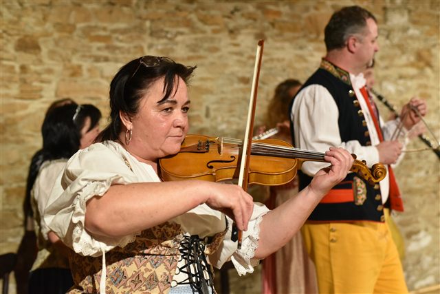 Praha Běchovice - Adventní koncert - fotografie 28